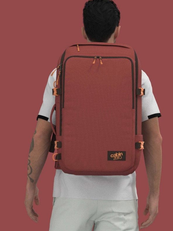 CabinZero Adv Pro 42L Sangria Red Hátizsák Piros termék 2. képe
